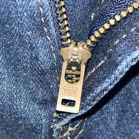 KIRKLAND Signature Men’s 32 X 30 Straight Leg Blue Jeans - Picture 10 of 17